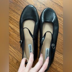 Steve Madden Black Leather Flats
